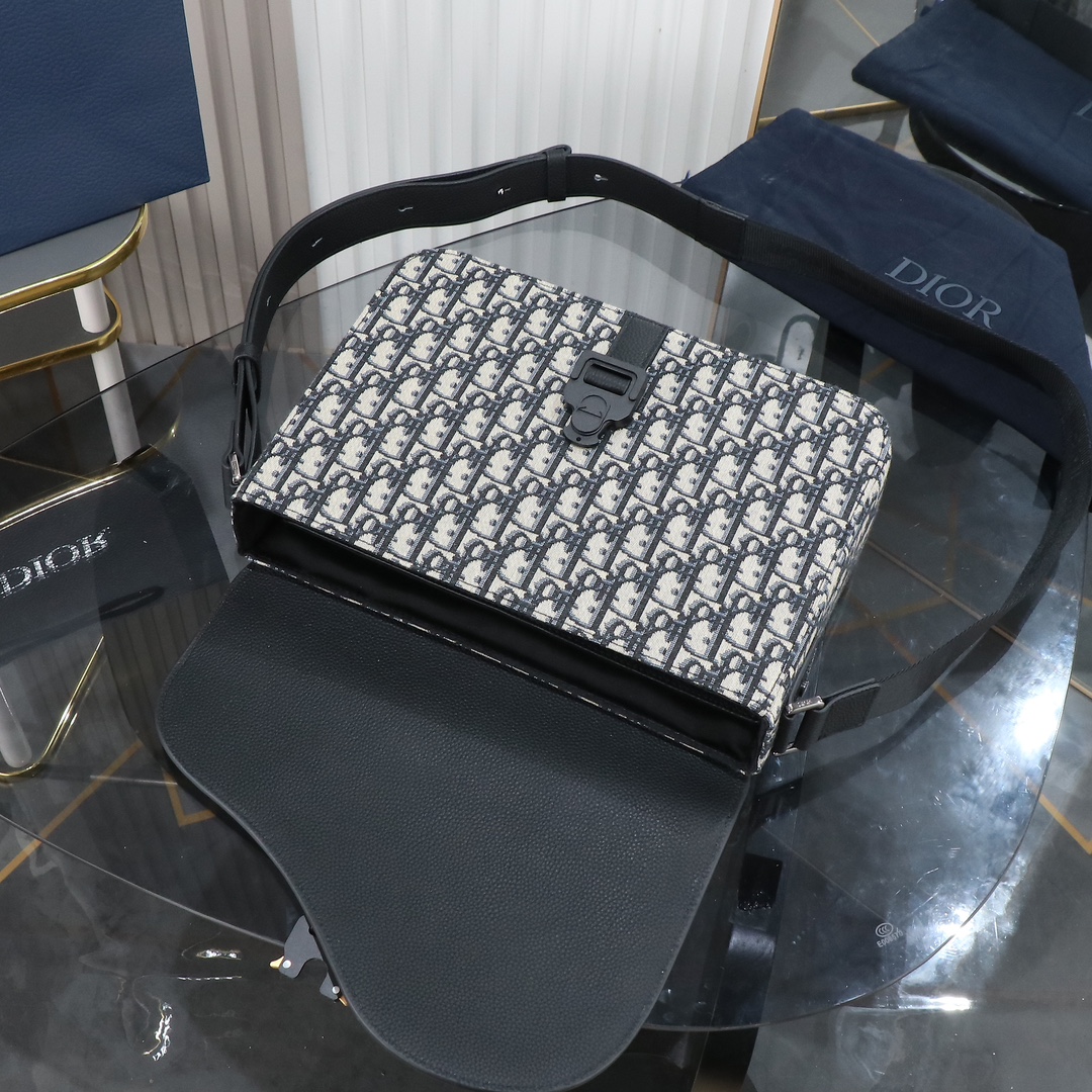 815d89d565e1176e59de1a7b909467eb_1755500261_9706.jpg 815d89d565e1176e59de1a7b909467eb_1755500261_9706.jpg