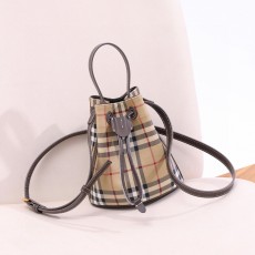 BURBERRY 949155