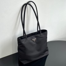 프라다 리나일론 토트백 블랙