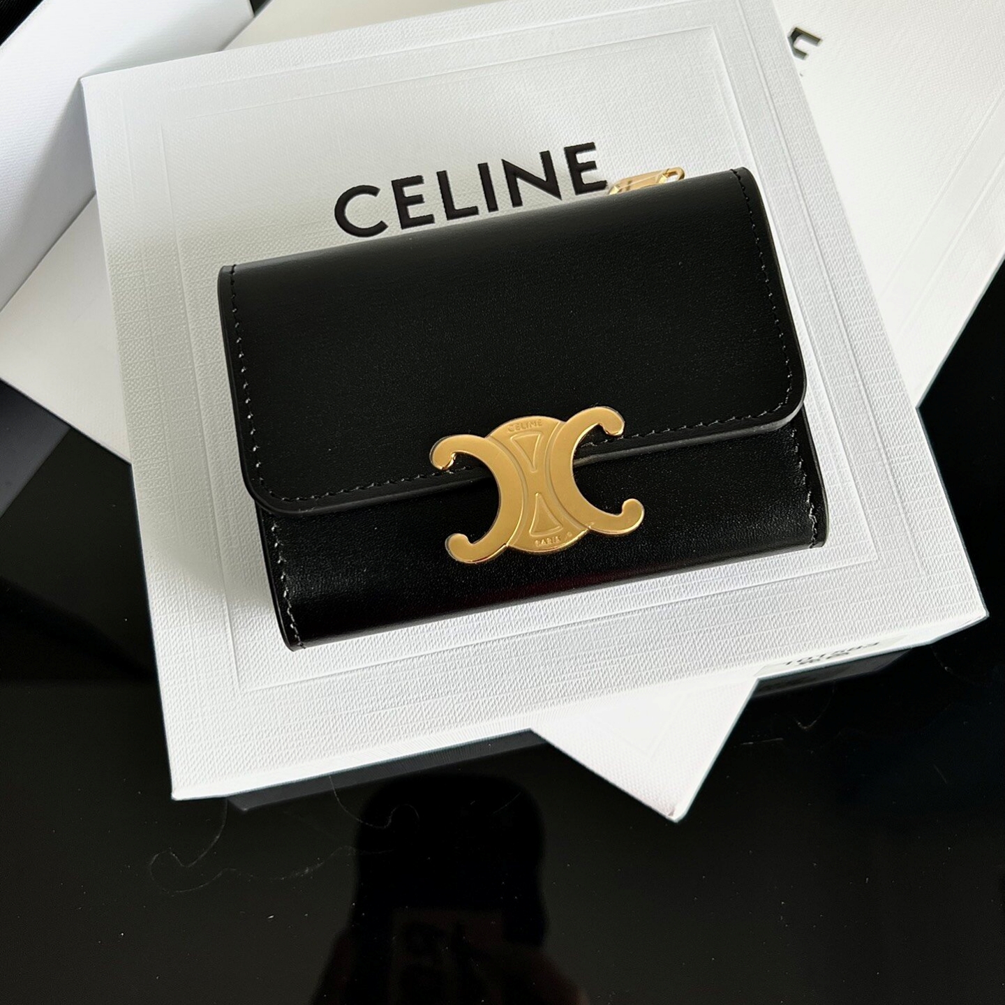 celine TRIOMPHE 10 X 7.5 X 3cm 2